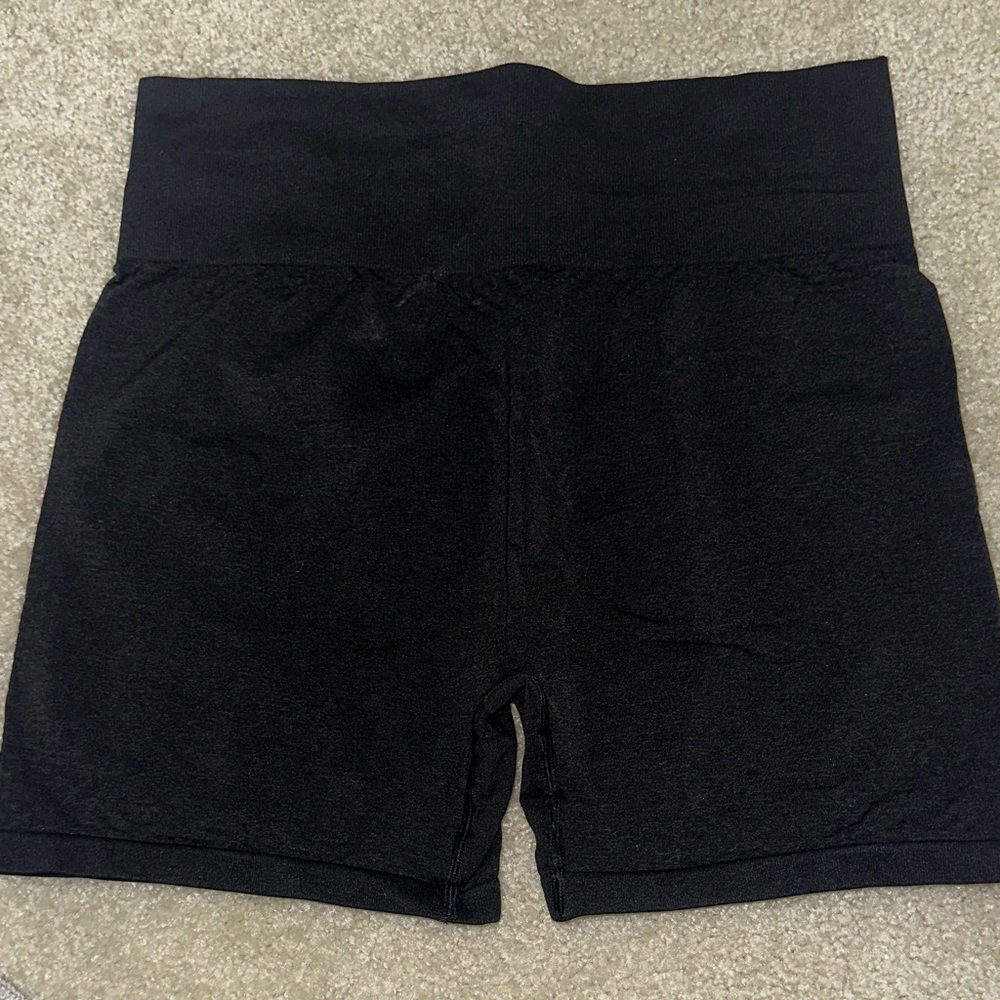 Gymshark Vital Seamless 2.0 Short - Black Marl - Picture 2 of 3